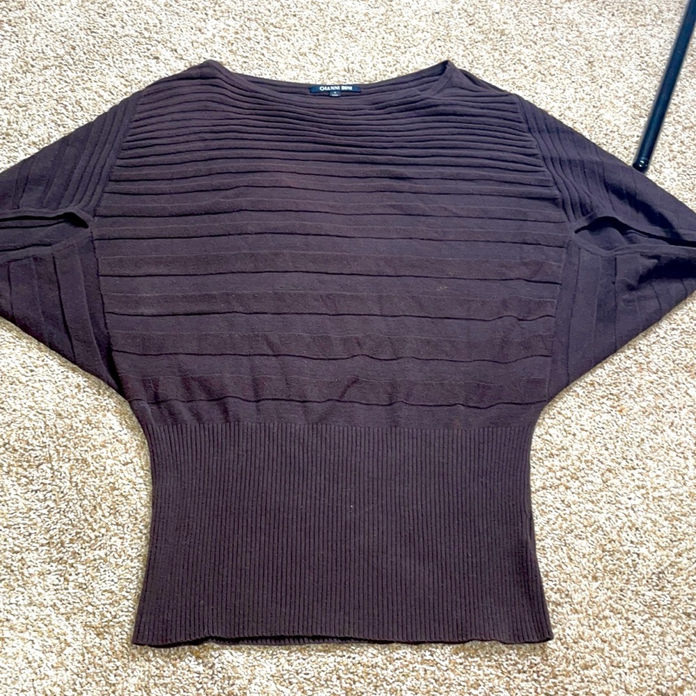 Brown cape like sweater Gianni Bini